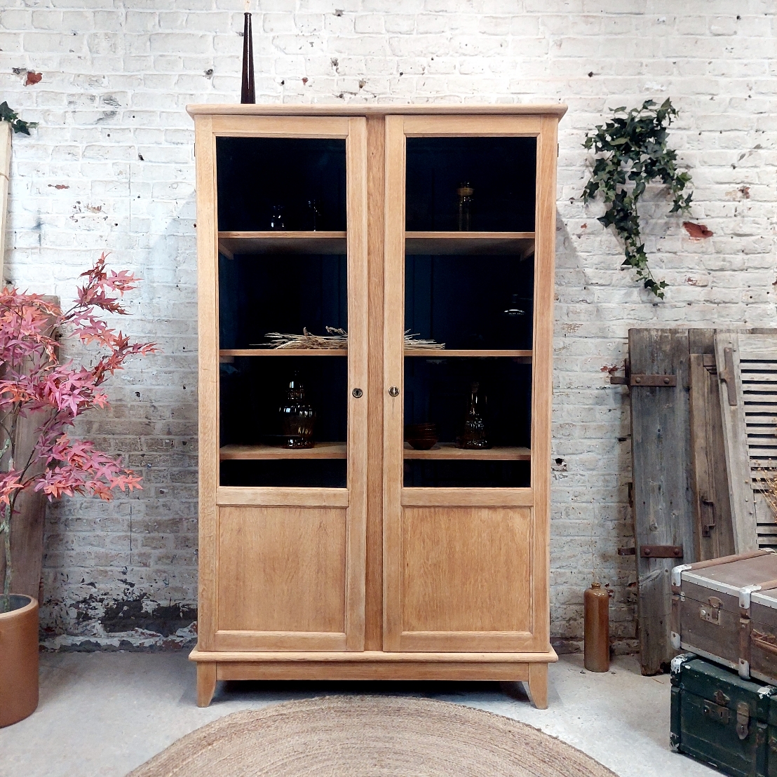 ARMOIRE VITRée 1