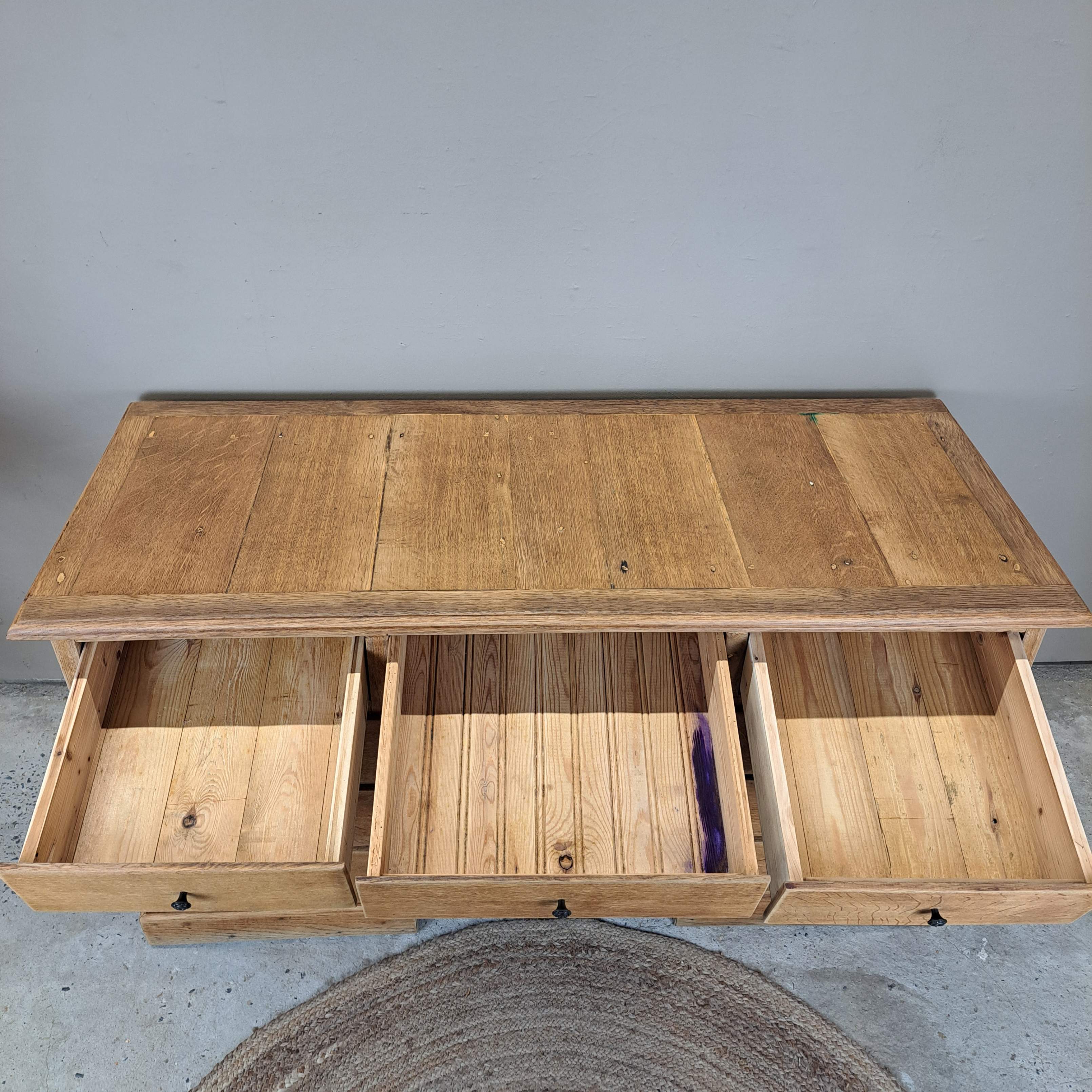 9137f469eaac.jpg Ancien bureau artisanal