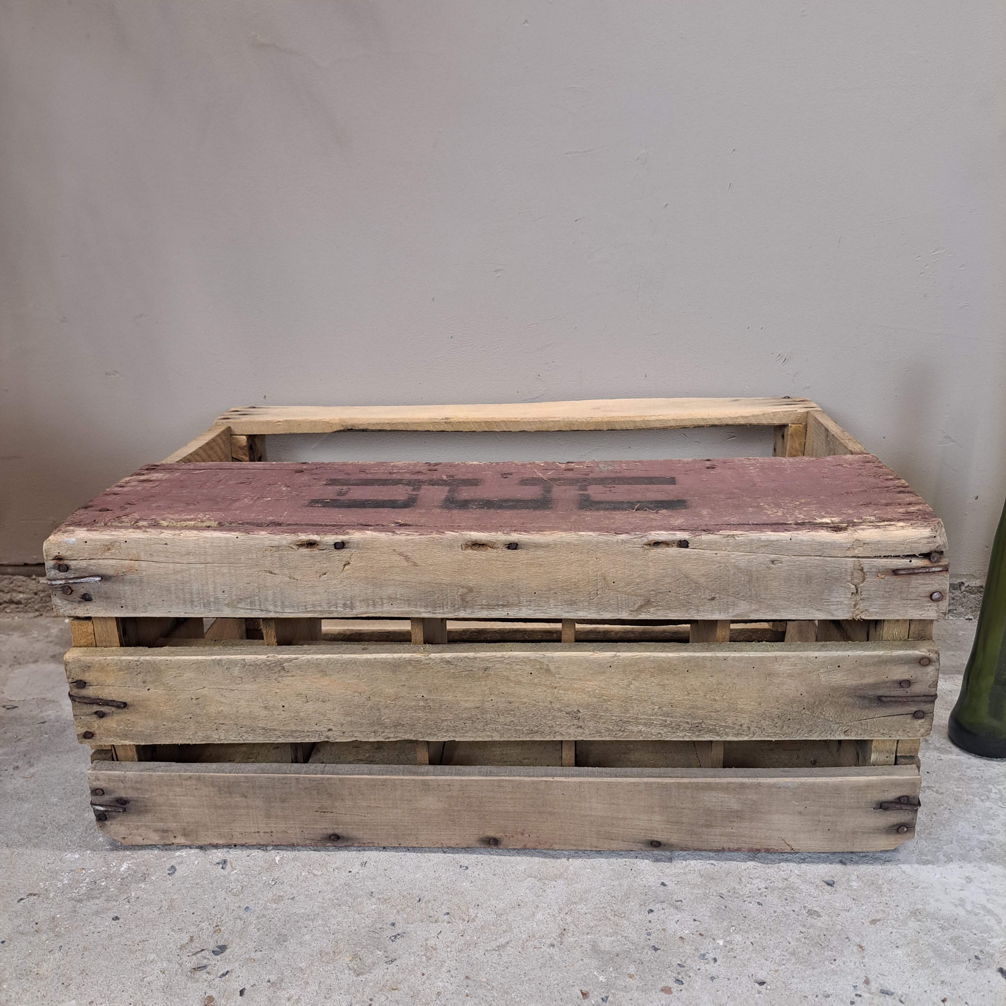 a141c9d31d22.jpg CAISSE  10 BOUTEILLES