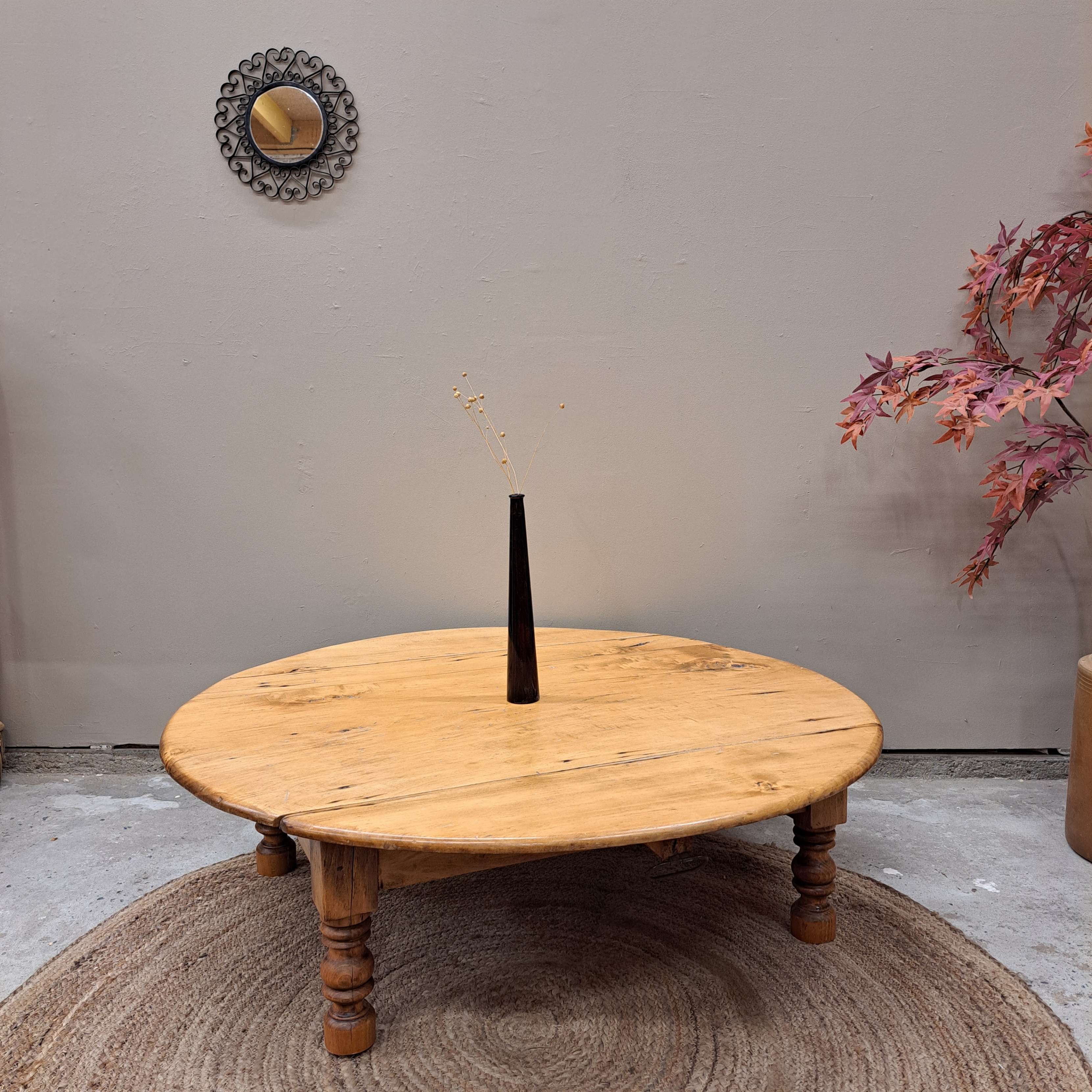 153c29666d34.jpg TABLE BASSE RONDE